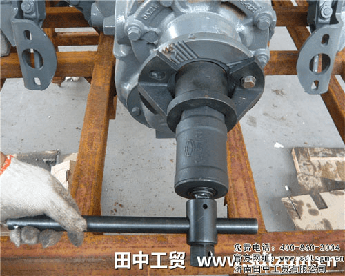底盤維修工具。