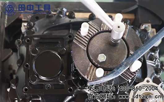 ZF16檔變速器外圍件的拆卸，你不點(diǎn)開了解一下？